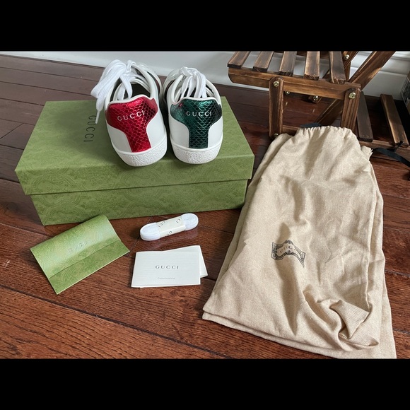 AUTHENTIC Gucci Sneakers - Picture 2 of 5